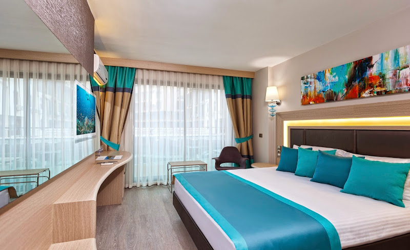 FALCON HOTEL