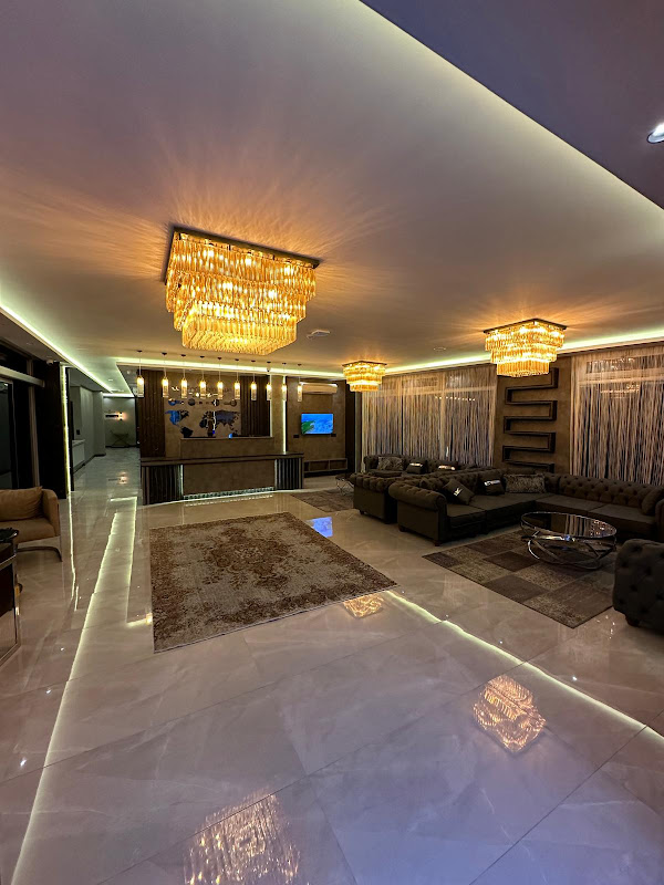 Comfort Point Two Hotel
