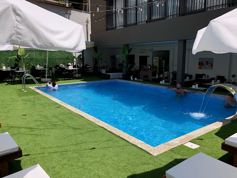 Wolf of the city hotel & spa