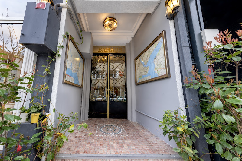 Bahaus Hostel