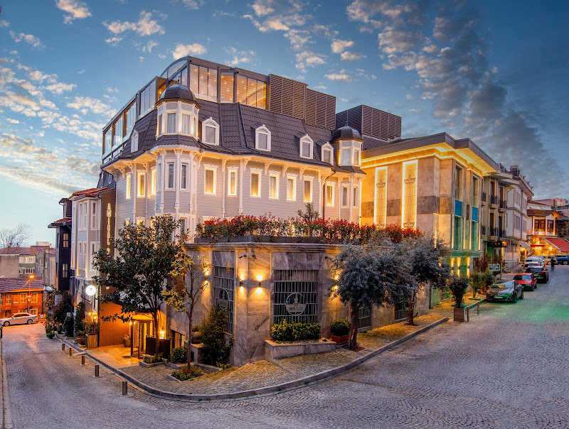 Amiral Palace Boutique Hotel