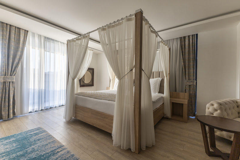 The Nowness Luxury Hotel & Spa +16