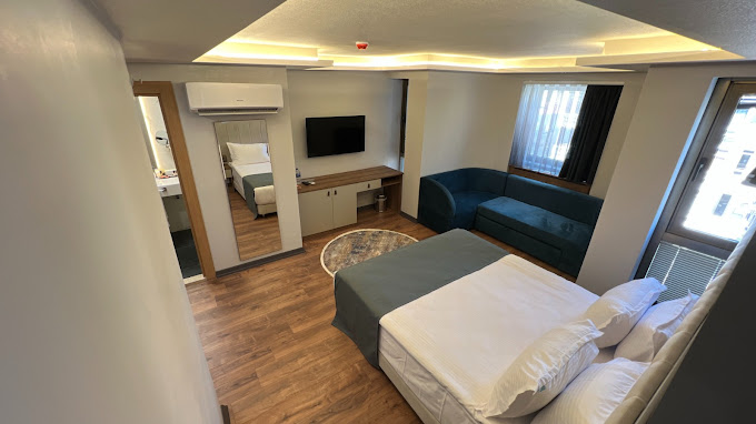 Nira Otel