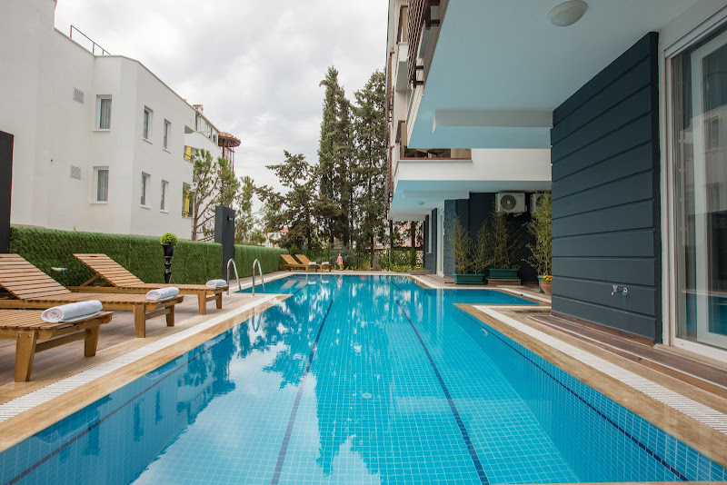 Elanis Suites Hotel