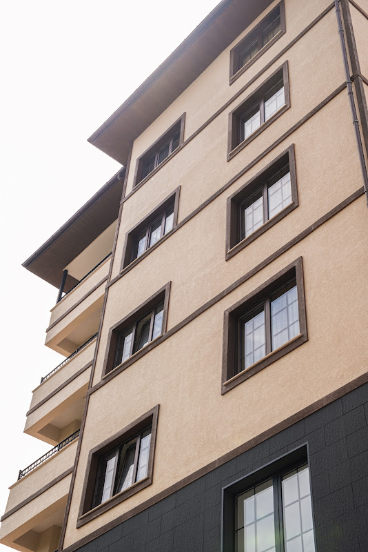 Servi House