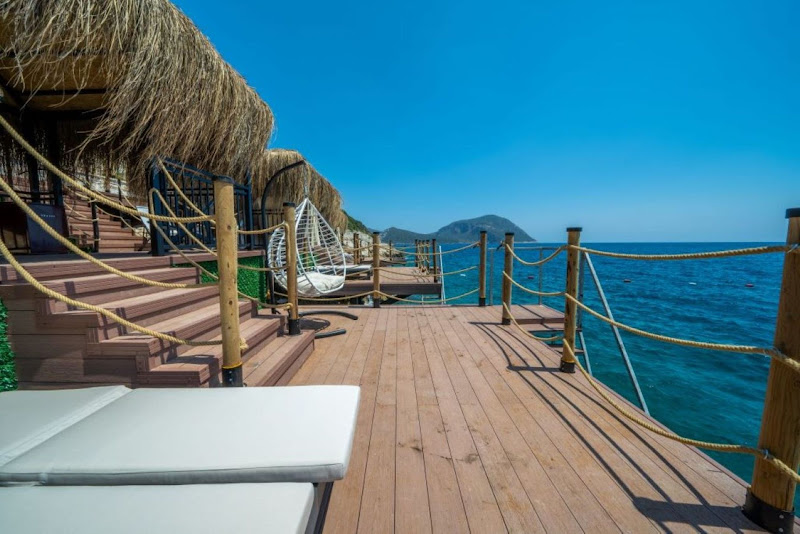 Lures Hotel & Beach Club