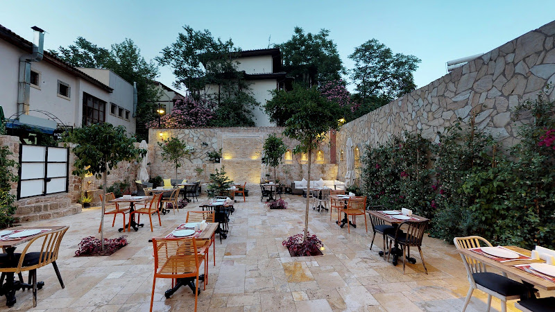 Boss Boutique Hotel