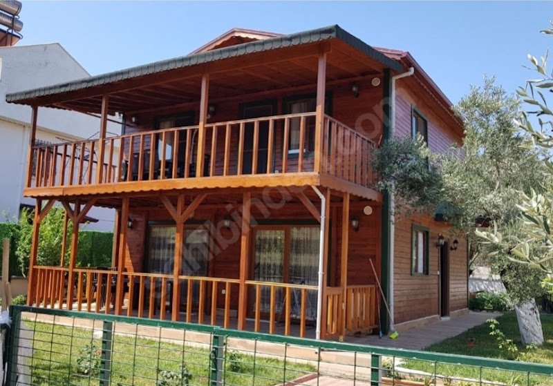 GÜLLÜ PANSİYON