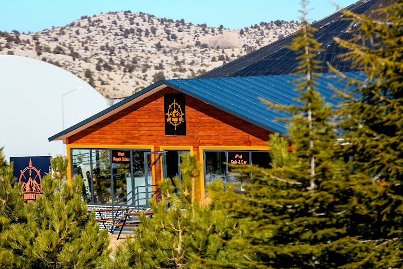 West Davraz Hotel