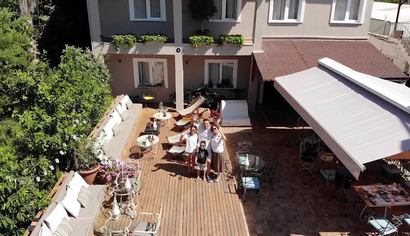 A&B Home Hotel