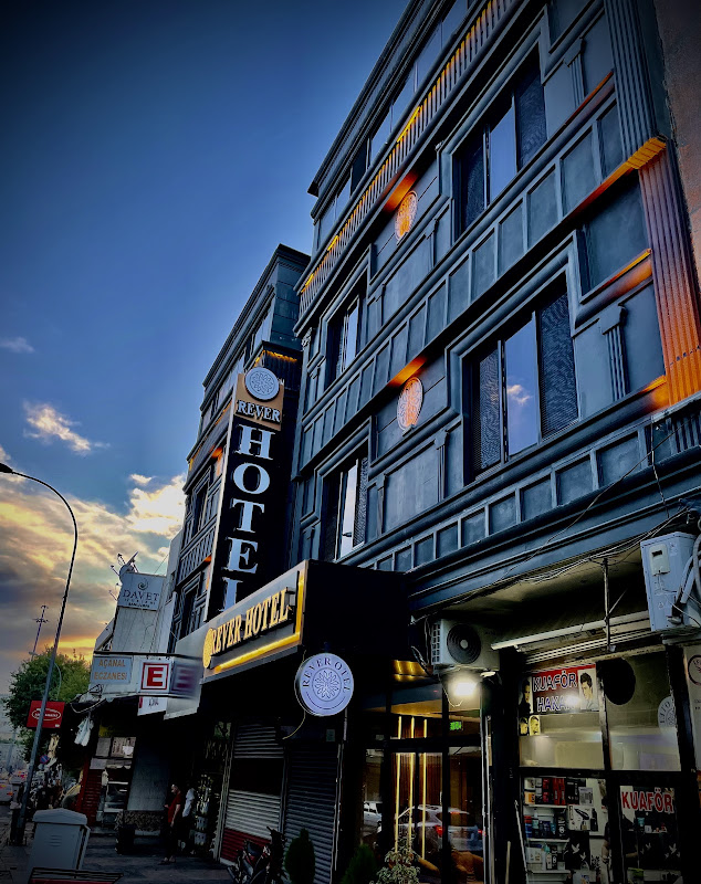 Rever HOTEL