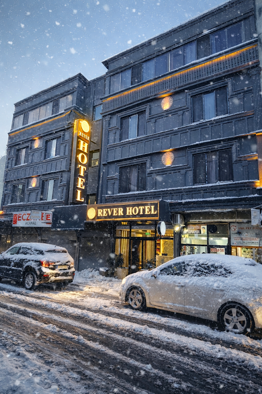 Rever HOTEL