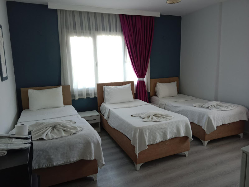 Karya Hotel