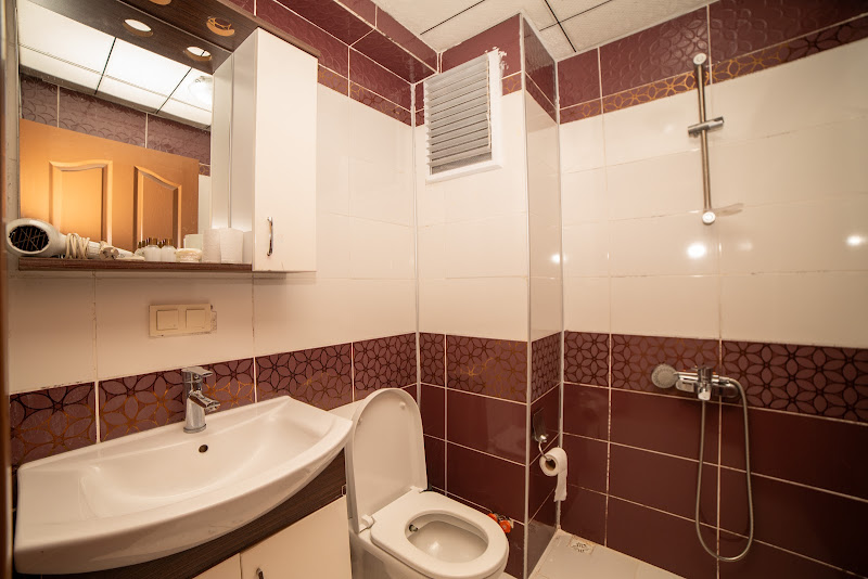 Ozbek Hotel