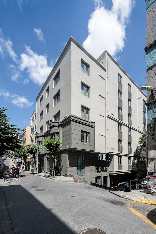 NOBLE Pangaltı Hotel