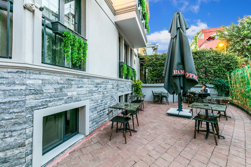 Sultan Hamit Hotel