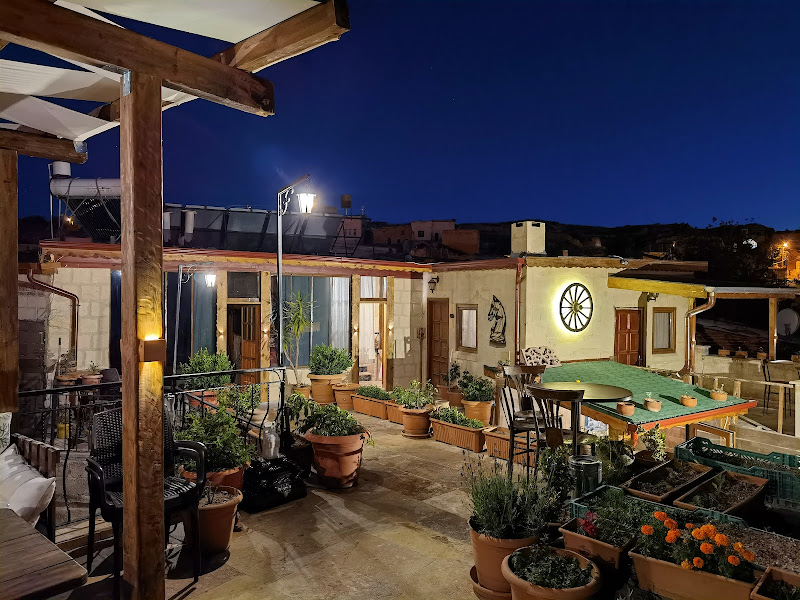 LARİSSA CAVE HOTEL