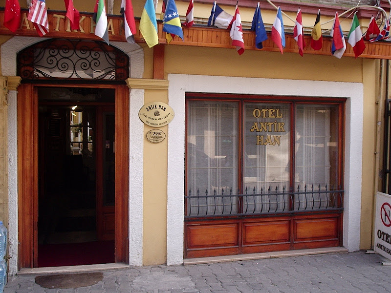 Antikhan Hotel