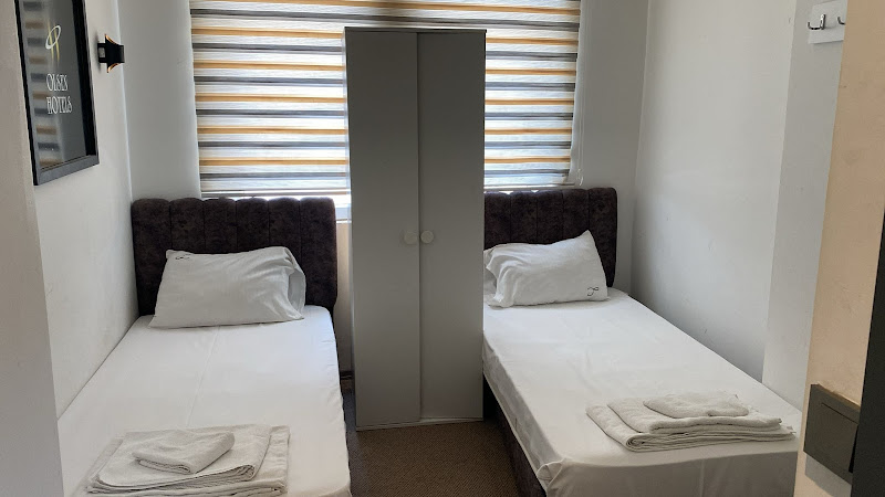 Marine Point Hotel