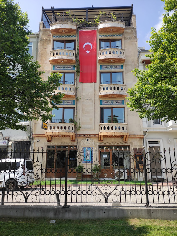 Saruhan Hotel