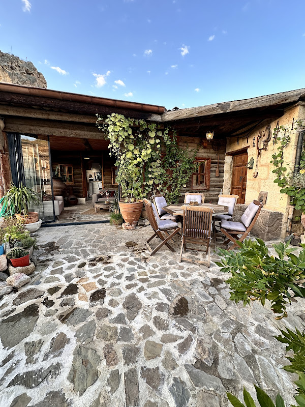 Potamia Cave Suites