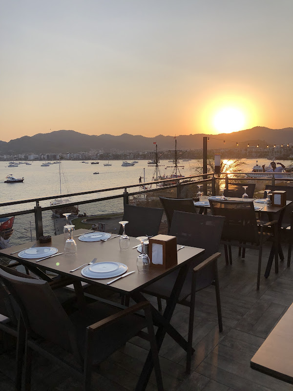 Liman Deluxe Hotel