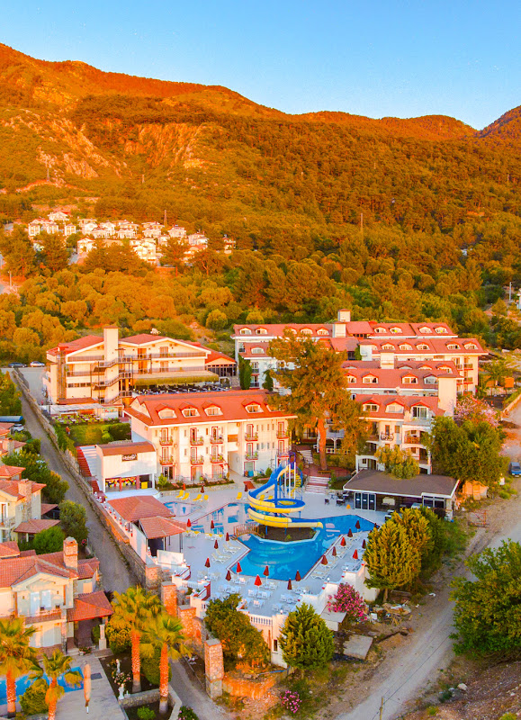 Sunshine Holiday Resort Otel