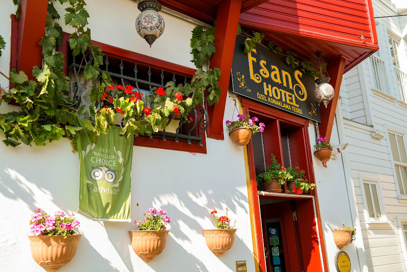 Esans Hotel
