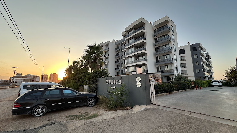ETHICA Suite Luxury Houses