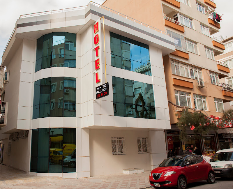WHITE PALACE HOTEL