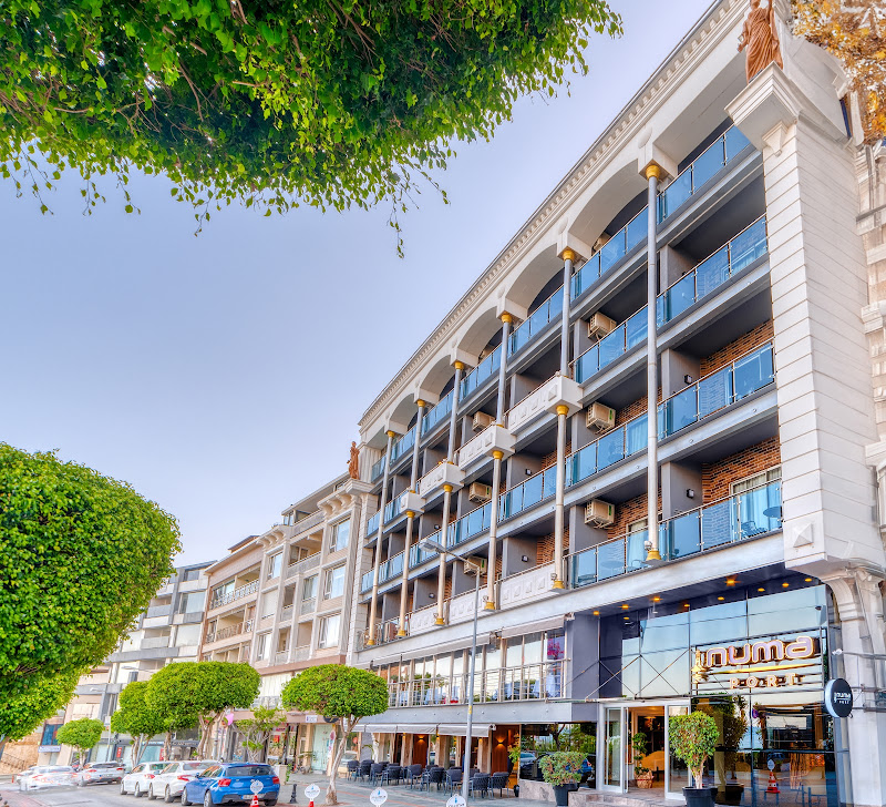 Seaport Hotel
