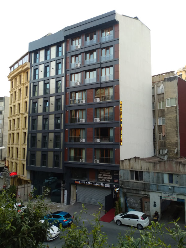 Modern Suites
