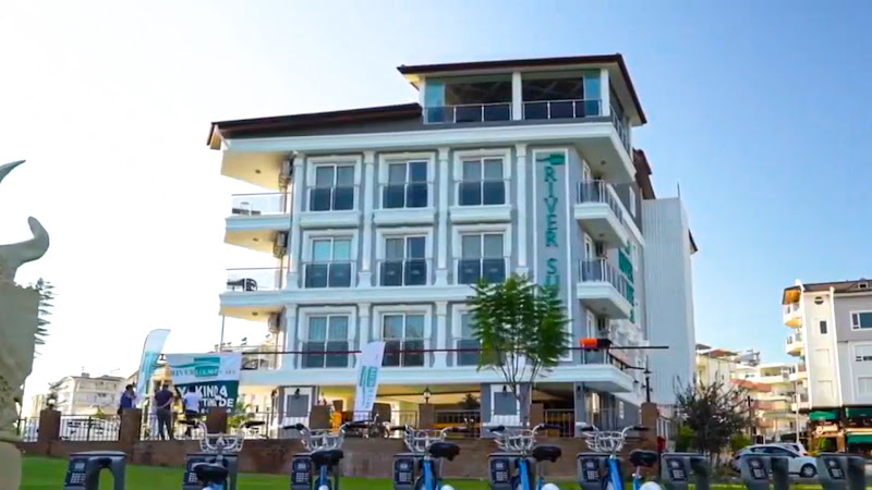 River Suite Hotel