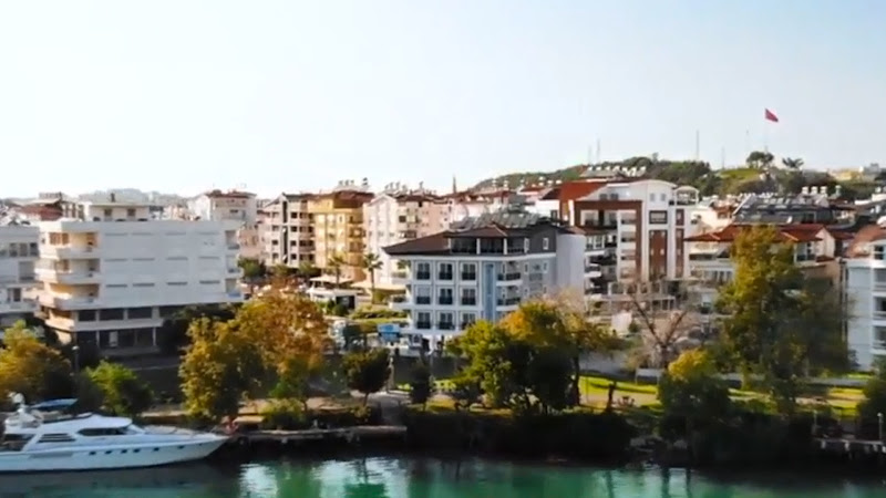 River Suite Hotel