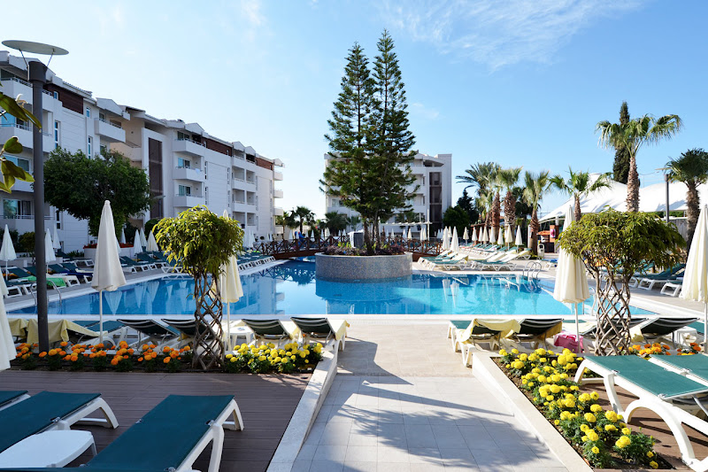 CALIMERA SIDE RESORT