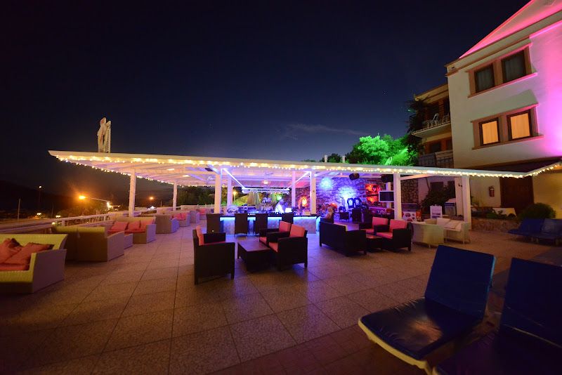 Pırat Hotel