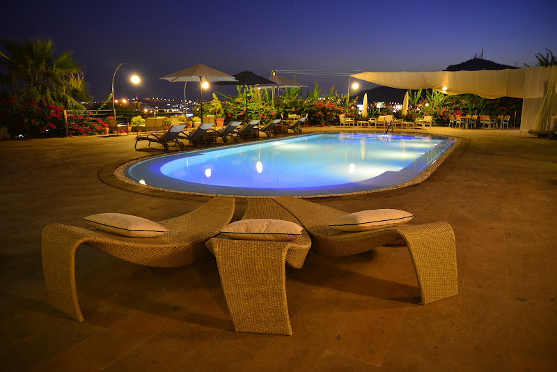 Lvzz Hotel