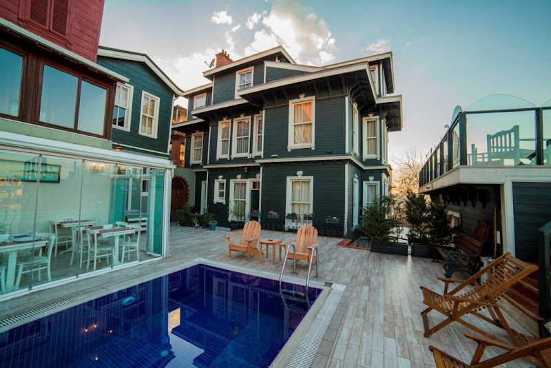 Hayriye Hanım Konağı Hotel