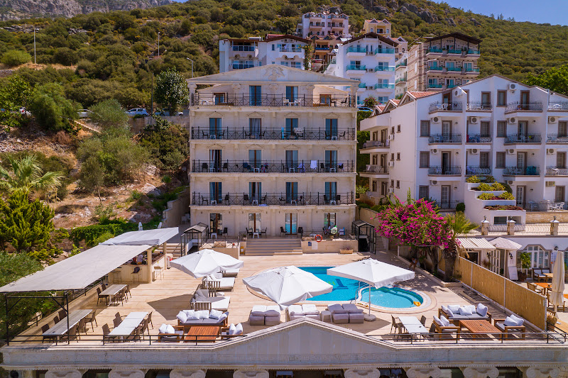 Hera Hotel
