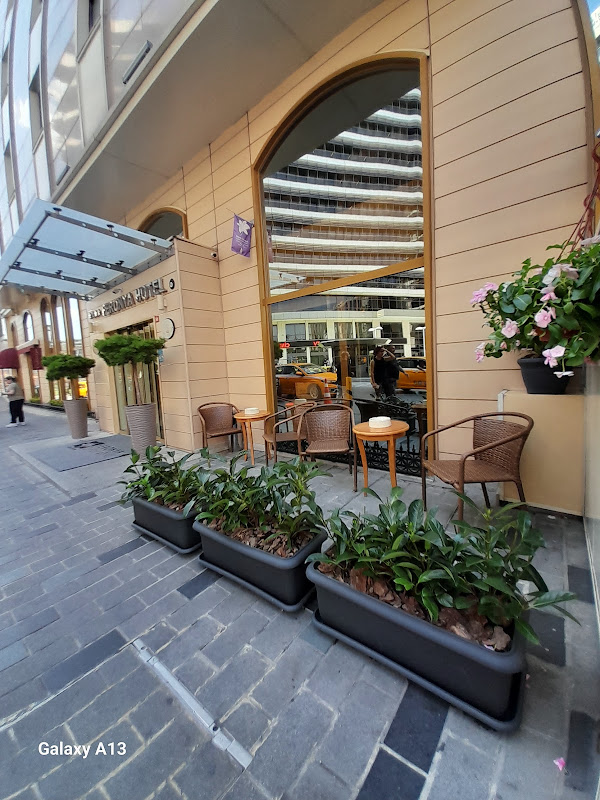 Feronya Hotel