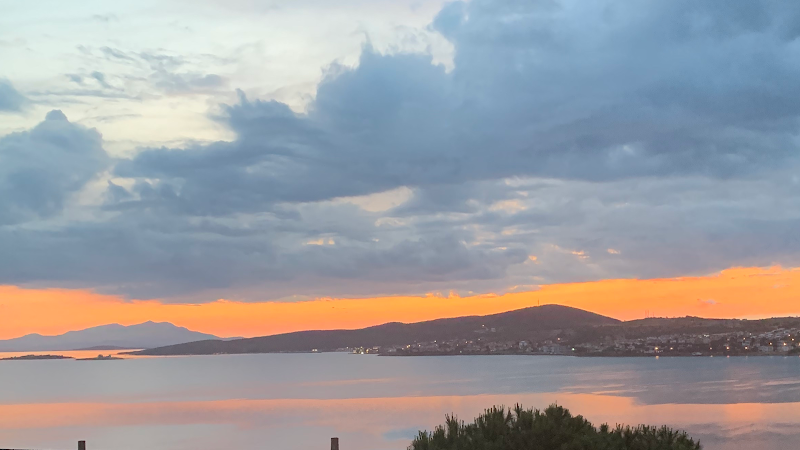 Nisia Ayvalık Apart Otel
