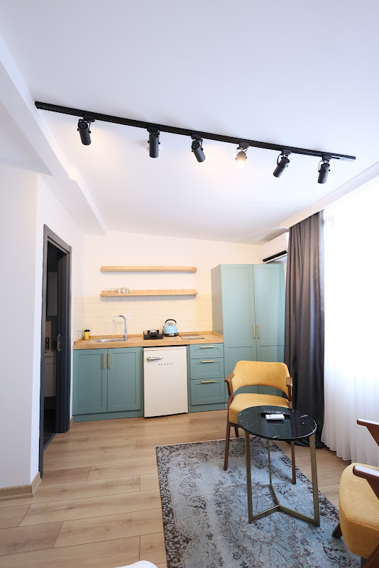 Evra Suites