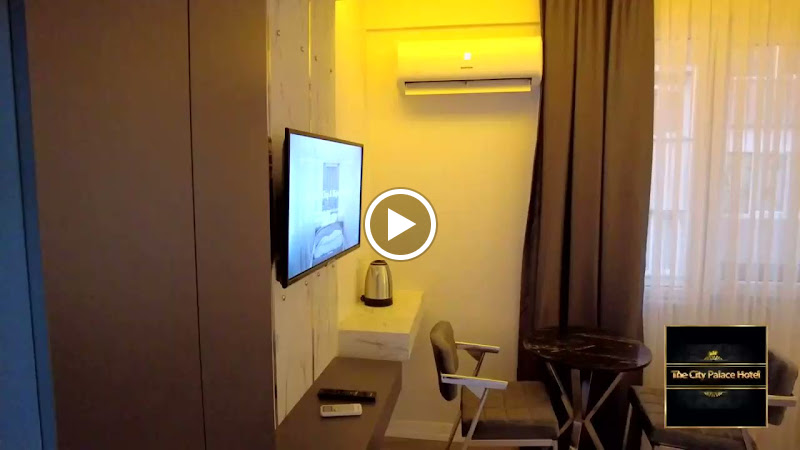 The City Palace Suite Hotel