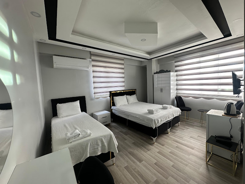 Hotel Sandra