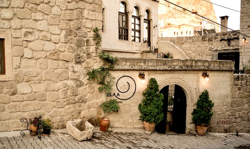 Elaa Cave Hotel