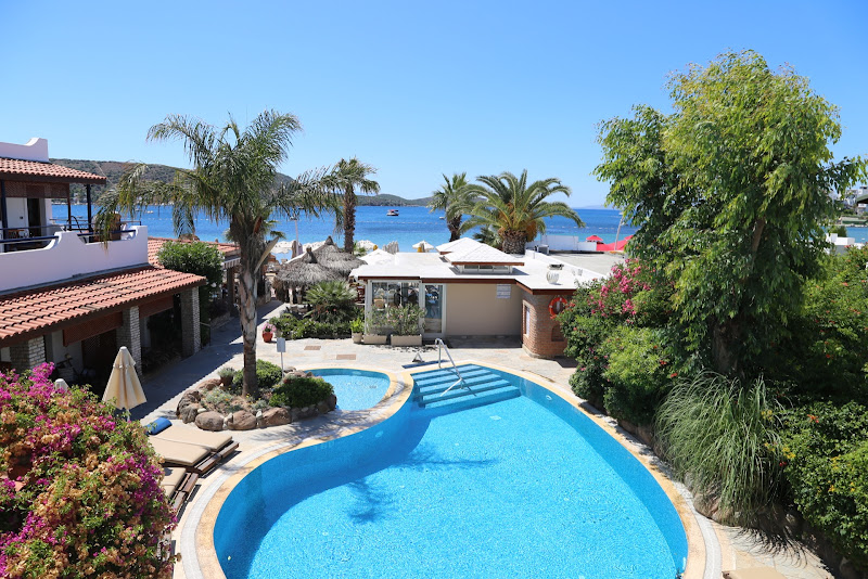 UzHan Beach Hotel