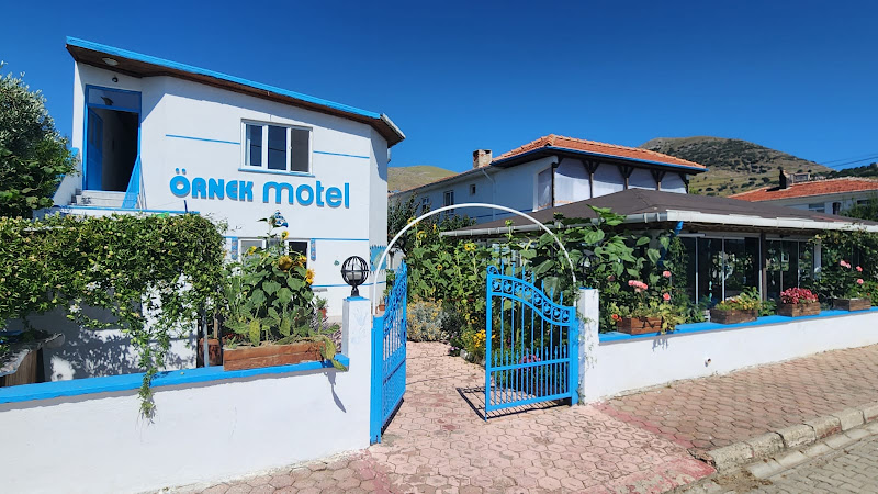 Örnek Motel & Apart