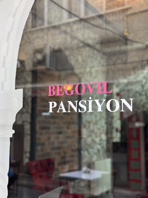 Karşıyaka Begonvil Pansiyon Konaklama