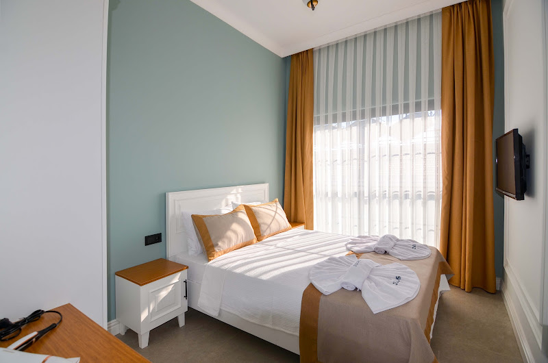 Juglans Suites Apart Hotel