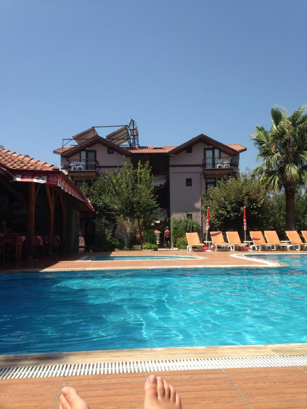 ÖZTÜRK HOTEL & APARTMENTS